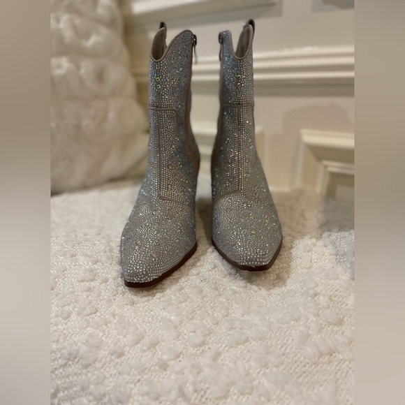 Size 8 Rhinestone Cowboy Ankle Boots - Picture 6 of 6